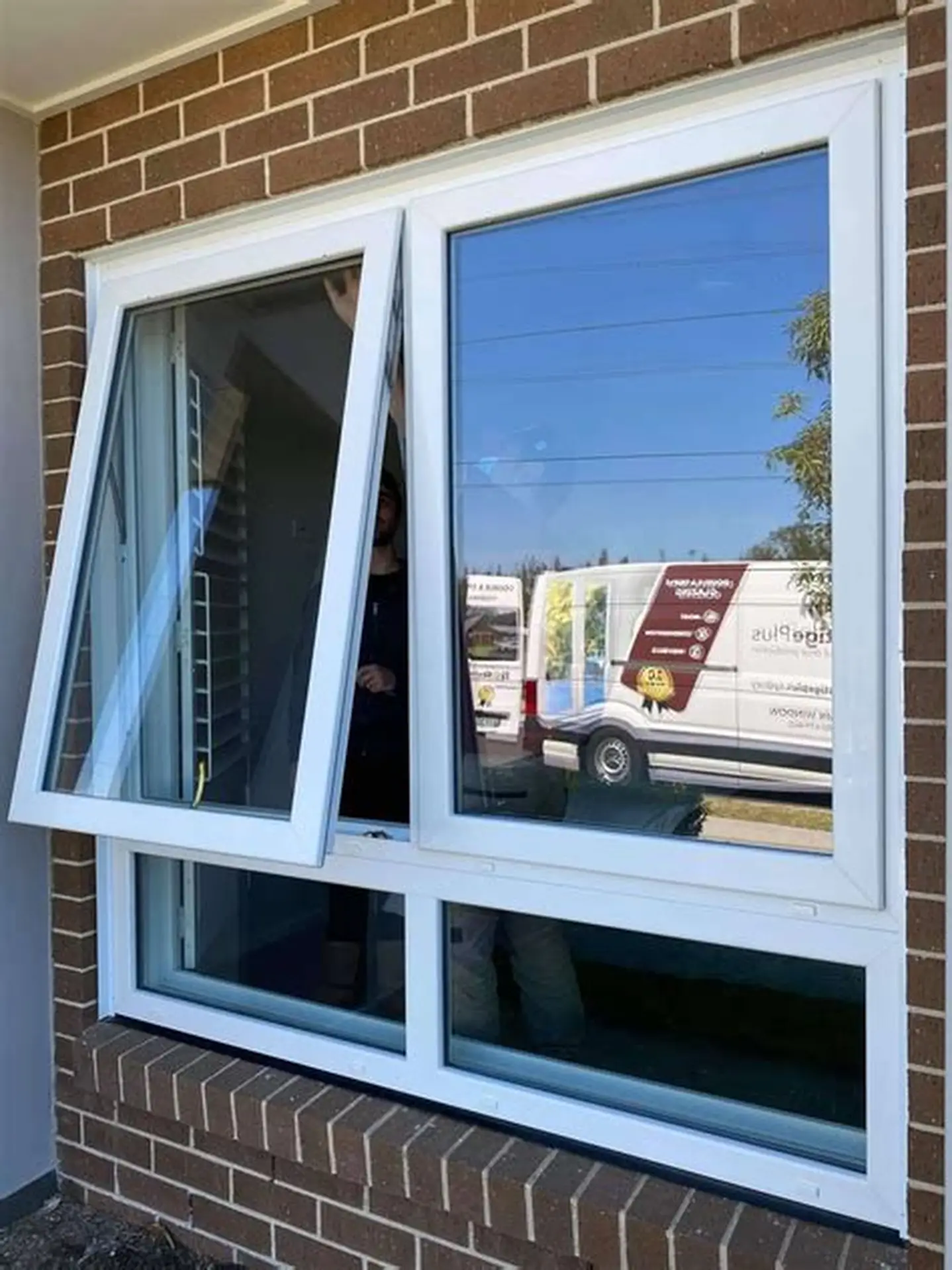 awning window